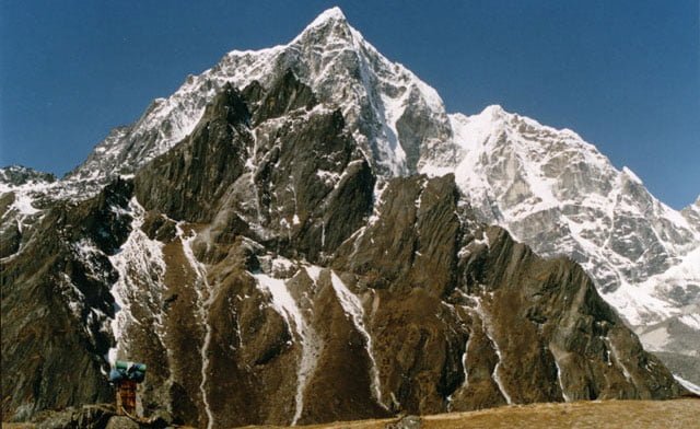  Lobuche Peak Climbing